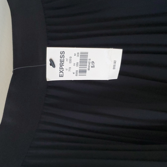 Express - Picture 4 of 4